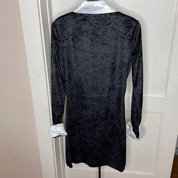 Dreamgirl Addams Family Wednesday Velvet Halloween Costume Goth Cosplay Small Nw - Picture 5 of 5